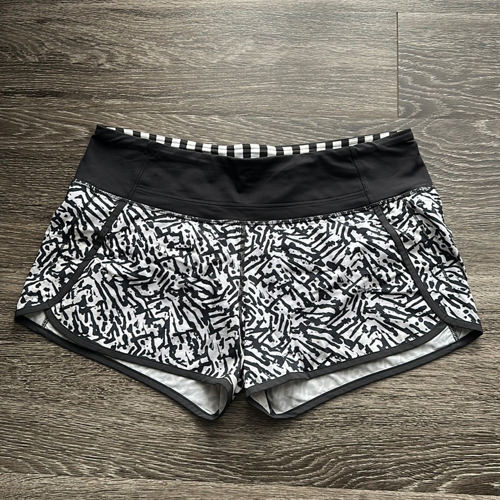 Lululemon Speed-Up High Rise Lined Short